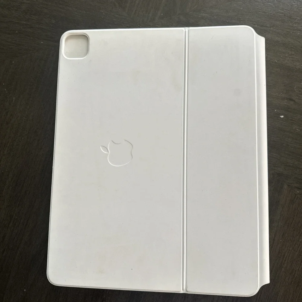 Apple MJQJ3LL/A Magic Keyboard for iPad Pro 11